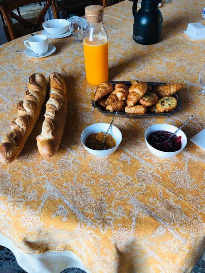 Bed and Breakfast Le Donjon D'Anthon Esterno foto